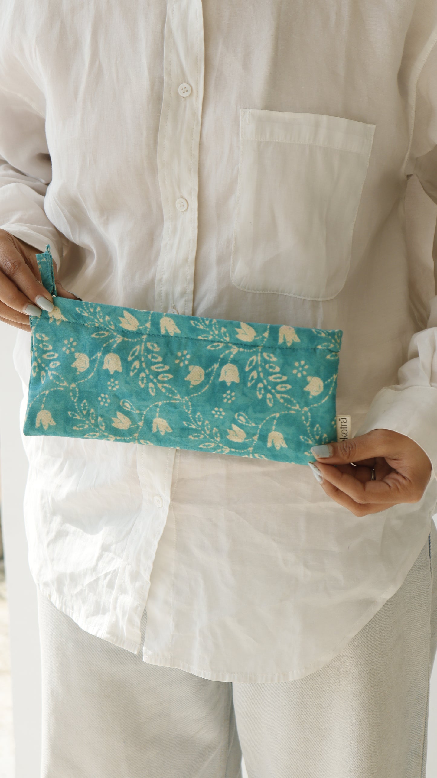 Sustainable Cotton Travel Pouch/Organizer by Ekatra - Small Pouch