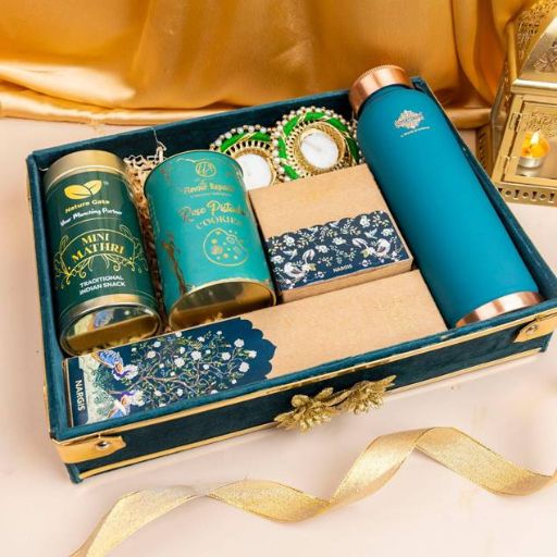 Deepam Luxe Hamper