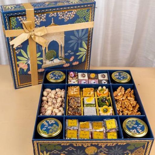 Diwali Big Box - Assorted box of Dry fruit and Mithai