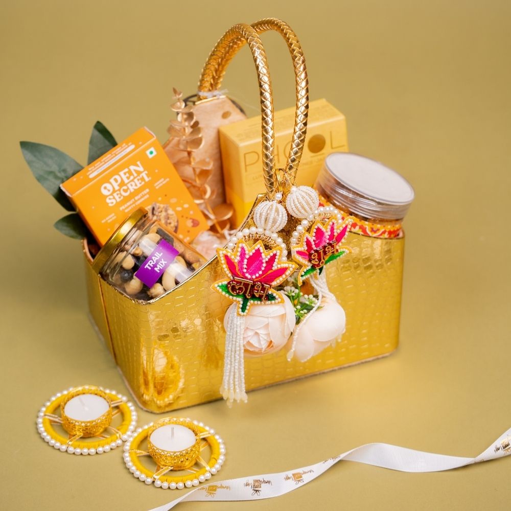 Diwali Snack Hamper 18