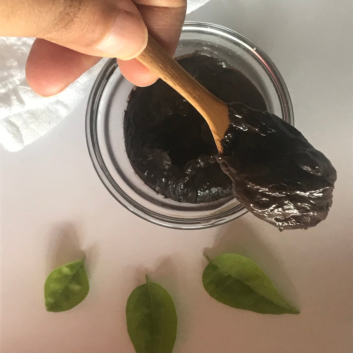 BLISCENT Chocolate & Licorice Face Mask