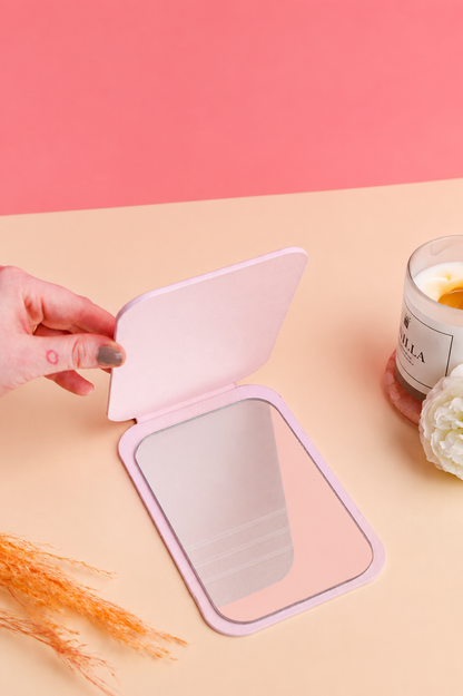 Foldable Mirror