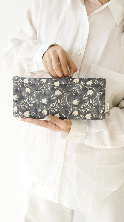 Sustainable Cotton Travel Pouch/Organizer by Ekatra - Small Pouch