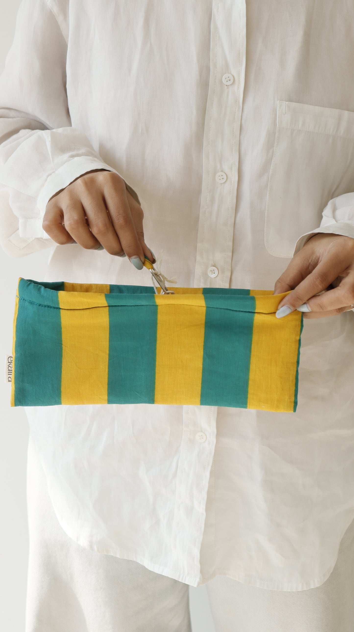 Sustainable Cotton Travel Pouch/Organizer by Ekatra - Small Pouch