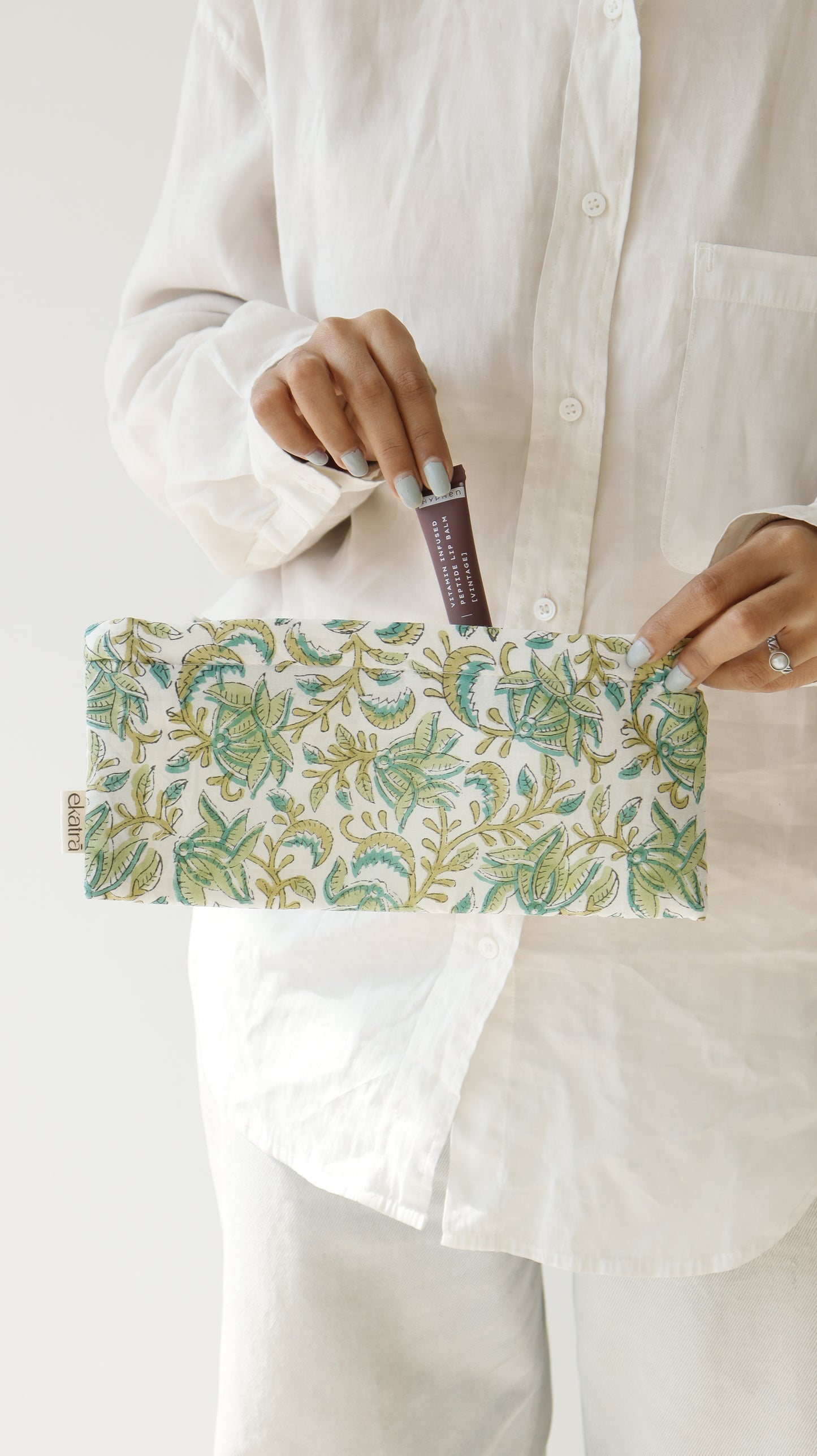 Sustainable Cotton Travel Pouch/Organizer by Ekatra - Small Pouch