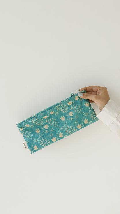 Sustainable Cotton Travel Pouch/Organizer by Ekatra - Small Pouch