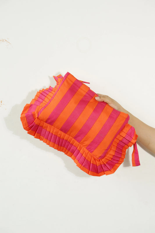 Frill Pouch