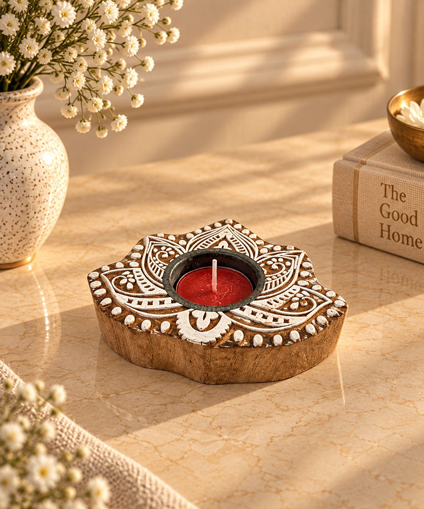 Hand block tea light holder